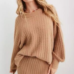 Aerie Buttercream Crew Oversized Sweater Tan Size Small